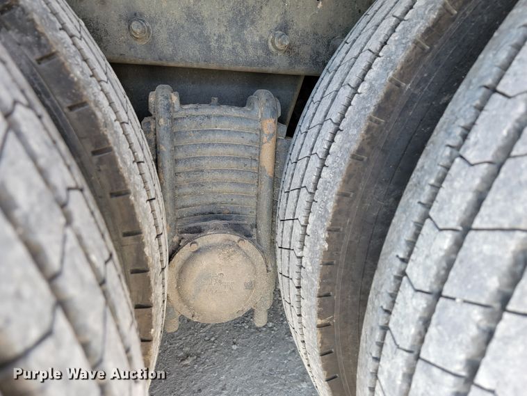 image for item JL9448 2005 Mack Granite  fuel truck