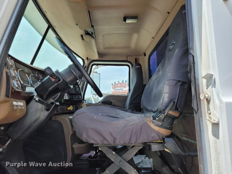 image for item JL9448 2005 Mack Granite  fuel truck