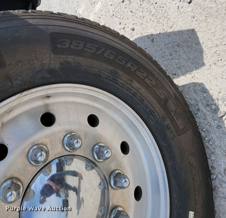 image for item JL9448 2005 Mack Granite  fuel truck