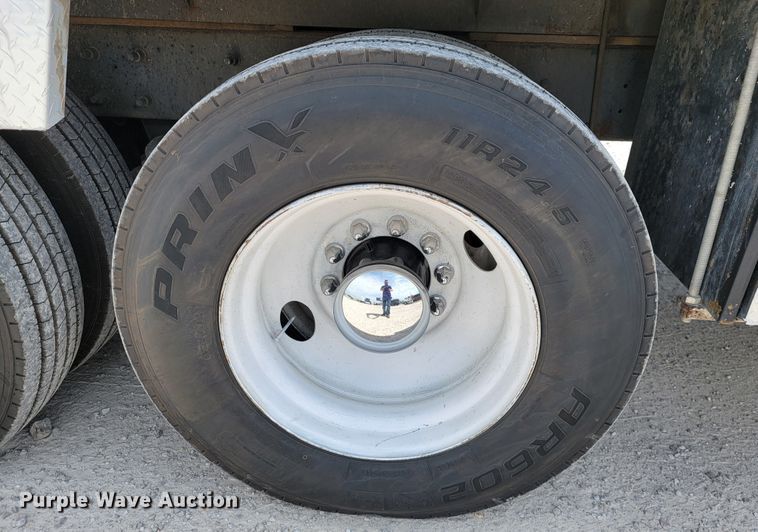 image for item JL9448 2005 Mack Granite  fuel truck