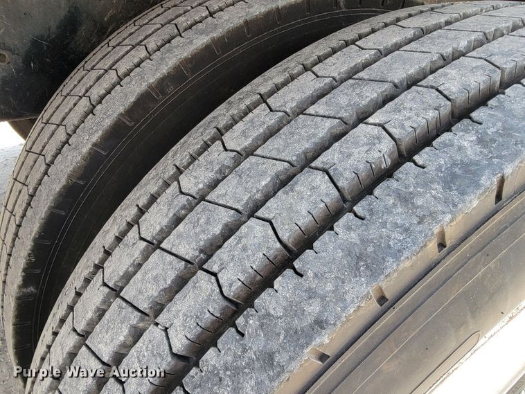 image for item JL9448 2005 Mack Granite  fuel truck