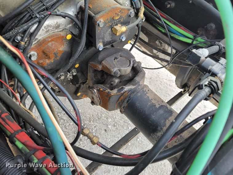 image for item JL9450 2005 Mack CH600  roll-off container truck