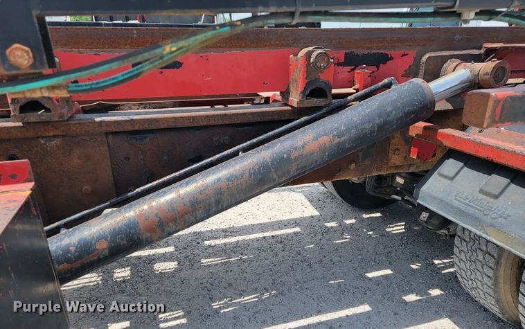 image for item JL9450 2005 Mack CH600  roll-off container truck