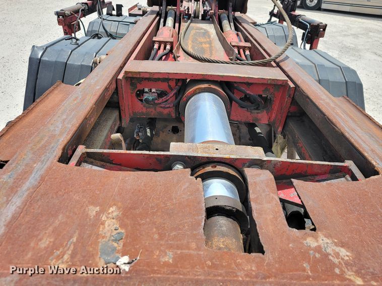 image for item JL9450 2005 Mack CH600  roll-off container truck