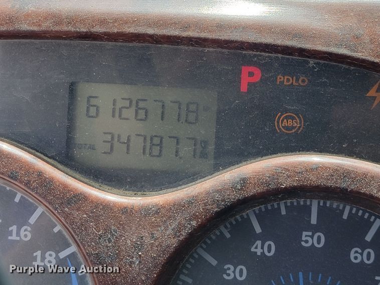 image for item JL9450 2005 Mack CH600  roll-off container truck