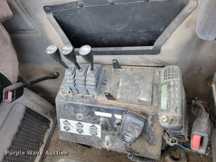 image for item JL9450 2005 Mack CH600  roll-off container truck