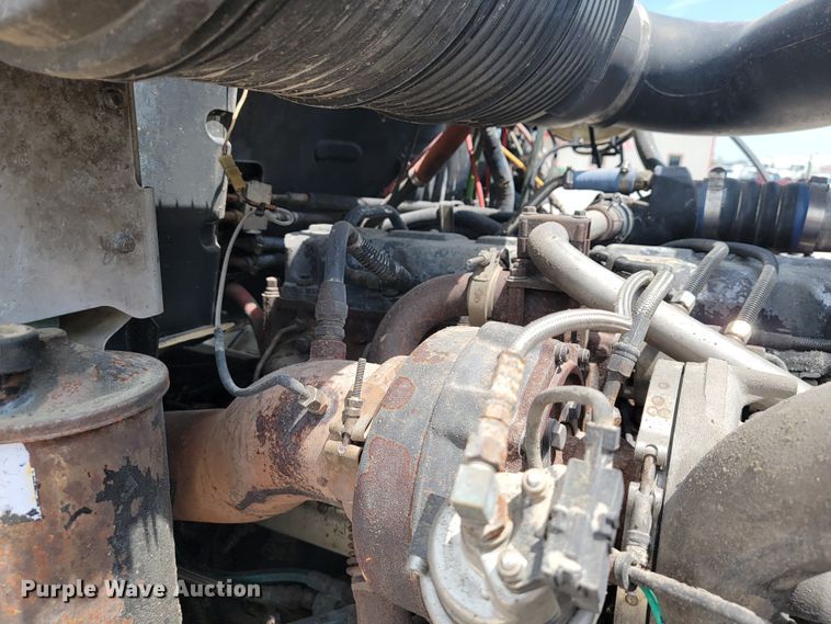 image for item JL9450 2005 Mack CH600  roll-off container truck