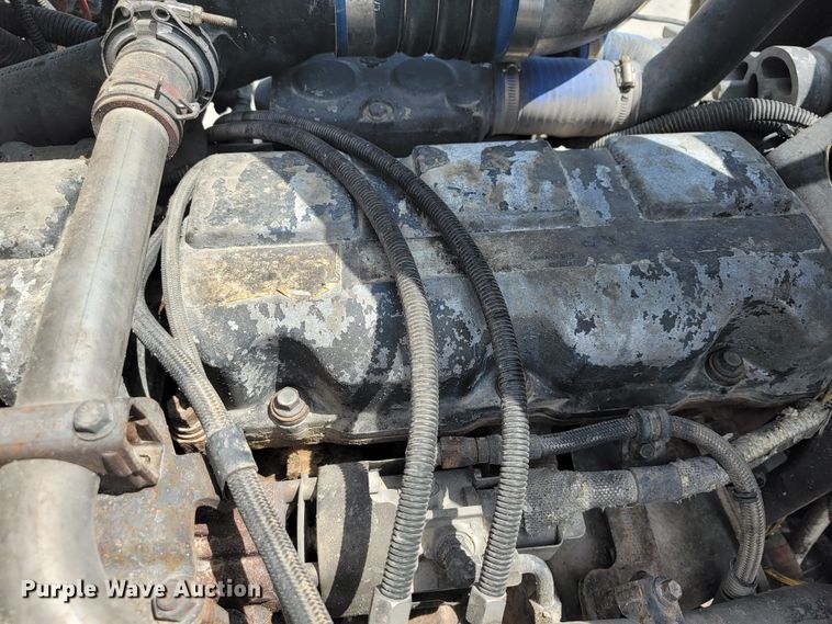 image for item JL9450 2005 Mack CH600  roll-off container truck