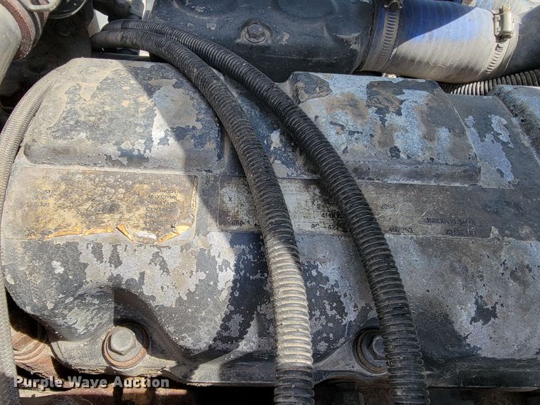 image for item JL9450 2005 Mack CH600  roll-off container truck