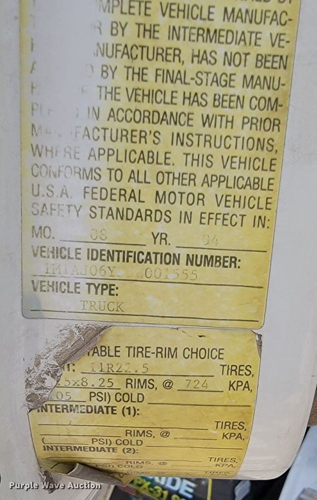 image for item JL9450 2005 Mack CH600  roll-off container truck