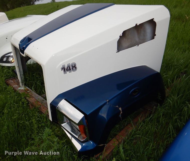 image for item KE9026 Truck tractor hoods and cab tops