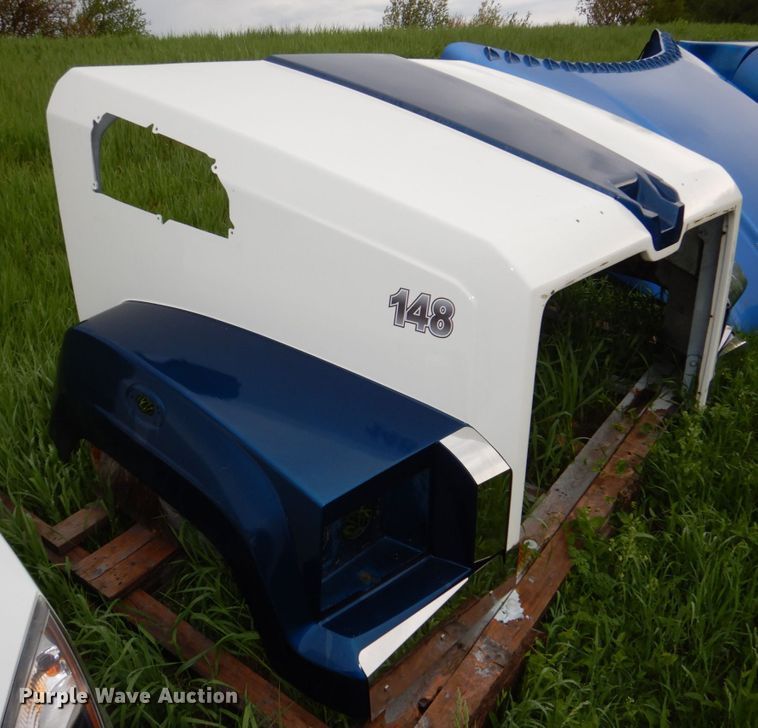 image for item KE9026 Truck tractor hoods and cab tops
