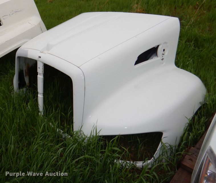 image for item KE9026 Truck tractor hoods and cab tops