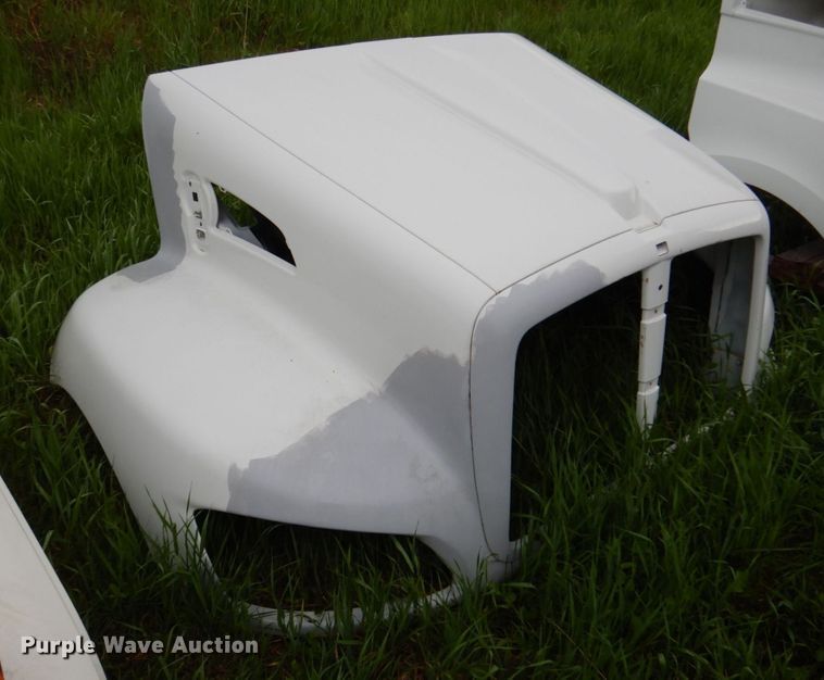 image for item KE9026 Truck tractor hoods and cab tops