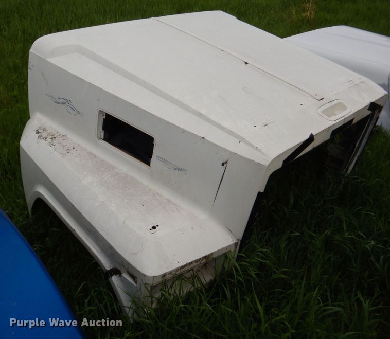 image for item KE9026 Truck tractor hoods and cab tops