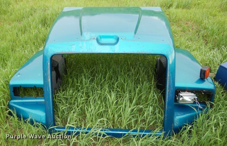 image for item KE9026 Truck tractor hoods and cab tops