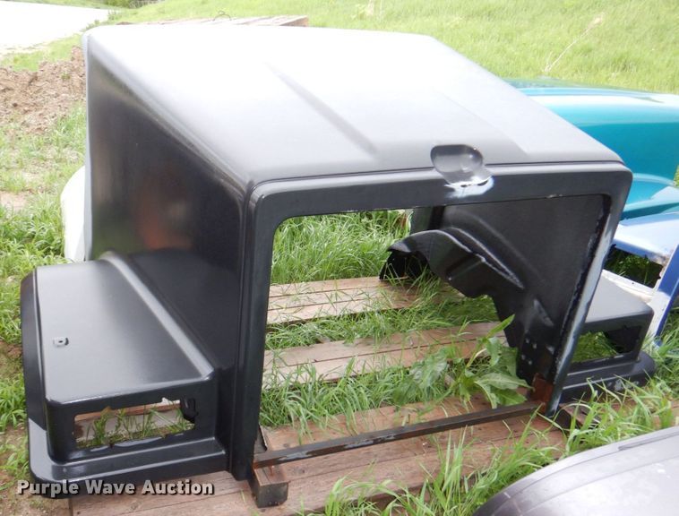 image for item KE9026 Truck tractor hoods and cab tops