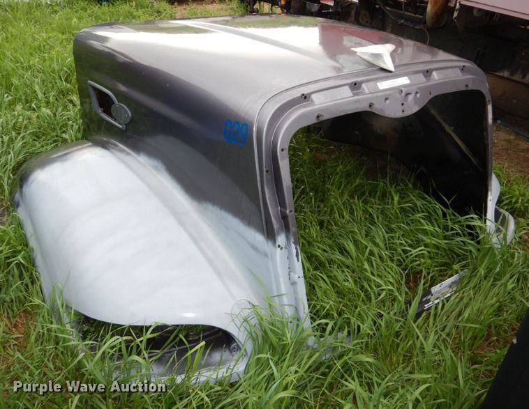 image for item KE9026 Truck tractor hoods and cab tops