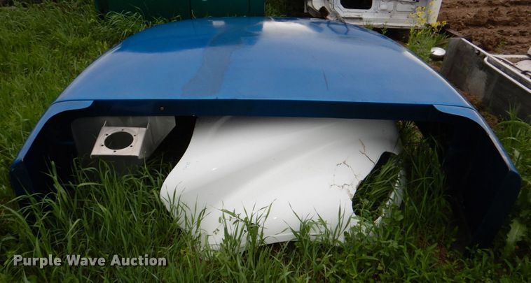 image for item KE9026 Truck tractor hoods and cab tops