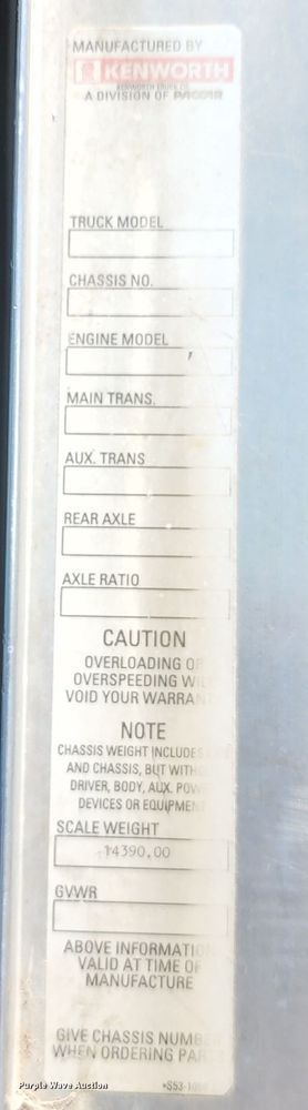 image for item KF9002 2003 Kenworth T800  semi truck