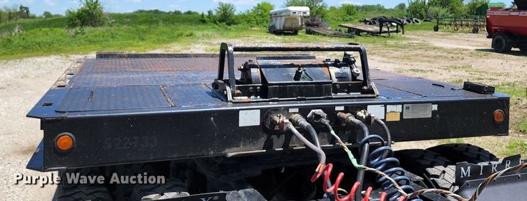 image for item KF9003 2004 Trail King TK70HT-482  equipment trailer