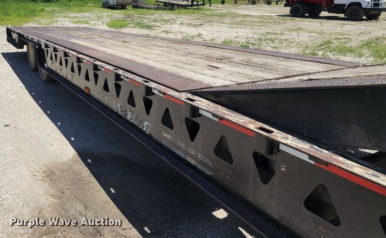 image for item KF9003 2004 Trail King TK70HT-482  equipment trailer