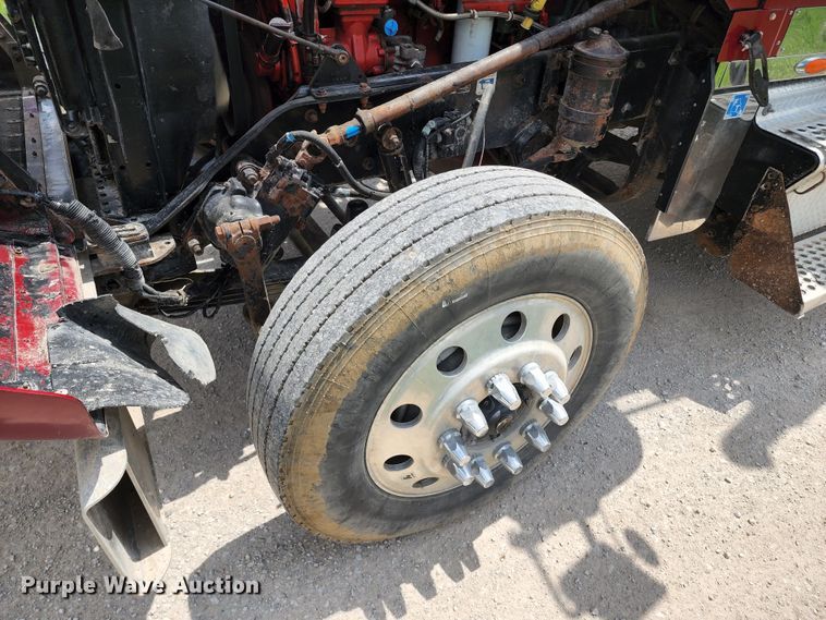 image for item KF9051 2003 Kenworth W900  semi truck