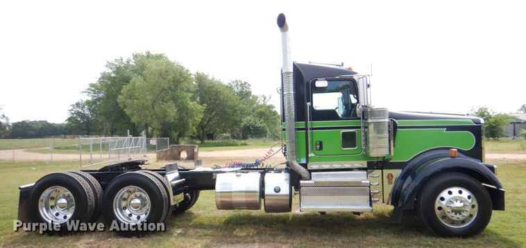 image for item KP9066 2018 Kenworth W900  semi truck