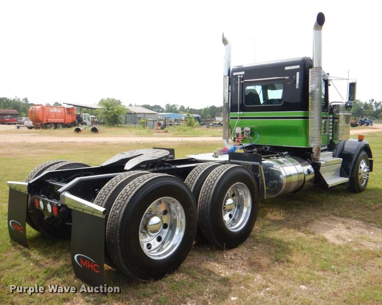 image for item KP9066 2018 Kenworth W900  semi truck