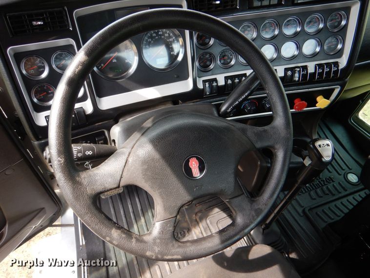 image for item KP9066 2018 Kenworth W900  semi truck