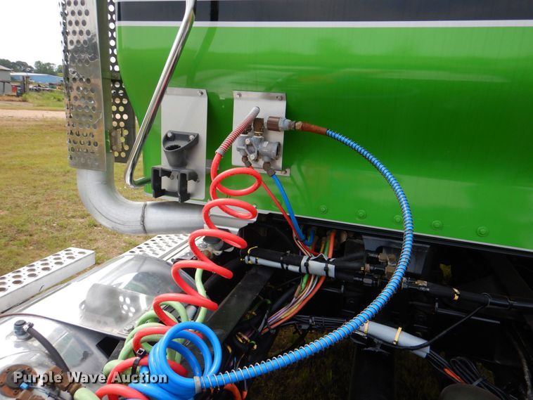 image for item KP9066 2018 Kenworth W900  semi truck