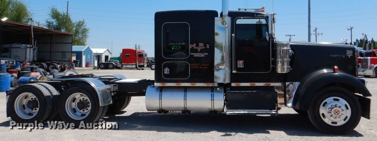 image for item KP9166 1996 Kenworth W900  semi truck