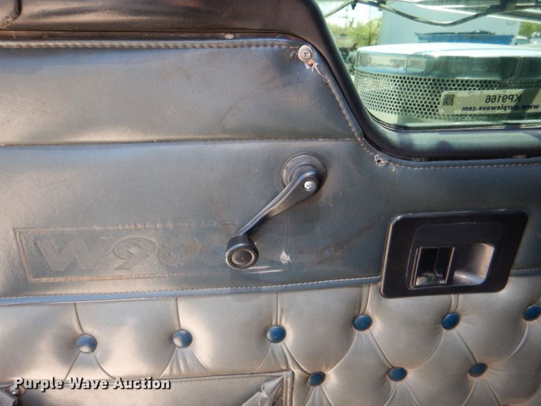 image for item KP9166 1996 Kenworth W900  semi truck