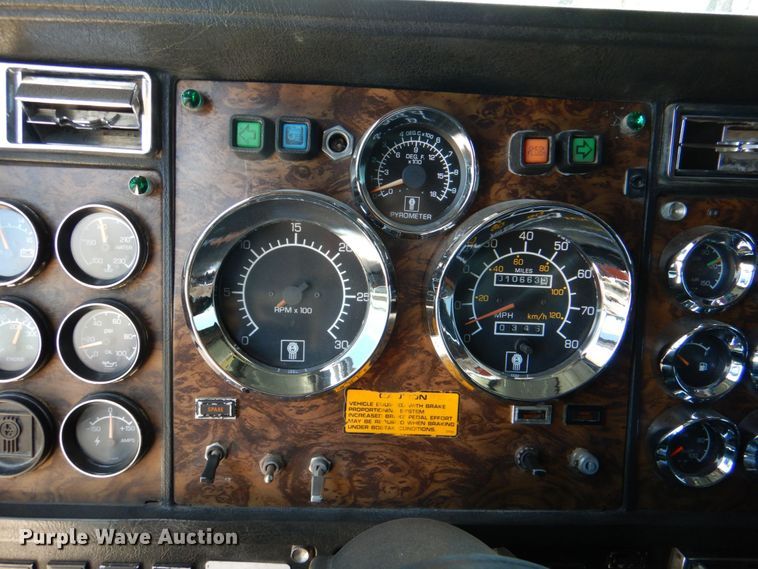 image for item KP9166 1996 Kenworth W900  semi truck