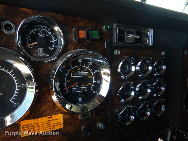 image for item KP9166 1996 Kenworth W900  semi truck