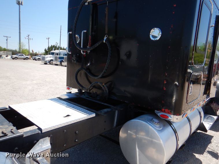 image for item KP9166 1996 Kenworth W900  semi truck