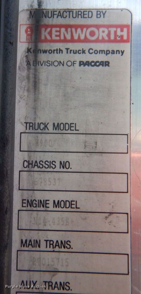 image for item KP9166 1996 Kenworth W900  semi truck