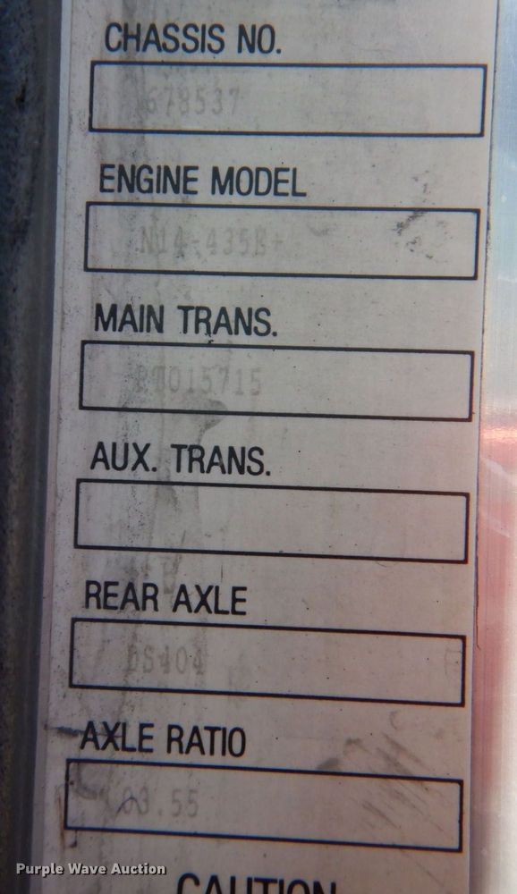 image for item KP9166 1996 Kenworth W900  semi truck