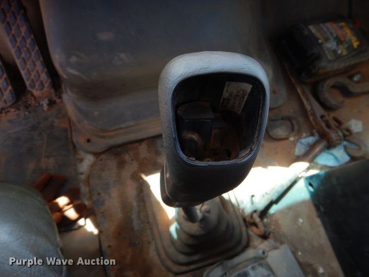 image for item KP9167 2001 Sterling AT9500  semi truck