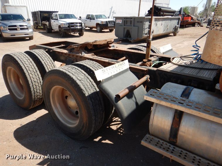 image for item KP9167 2001 Sterling AT9500  semi truck