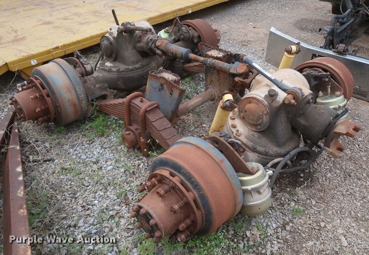 image for item KR9800 Mack axle assembly