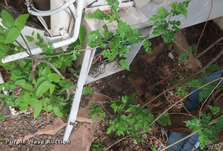 image for item KR9803 2008 Bridgeport 20 Ranger refuse truck bed