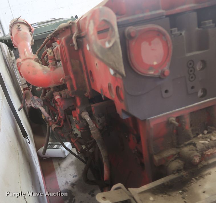 image for item KR9808 2005 Cummins ISX 435ST  engine
