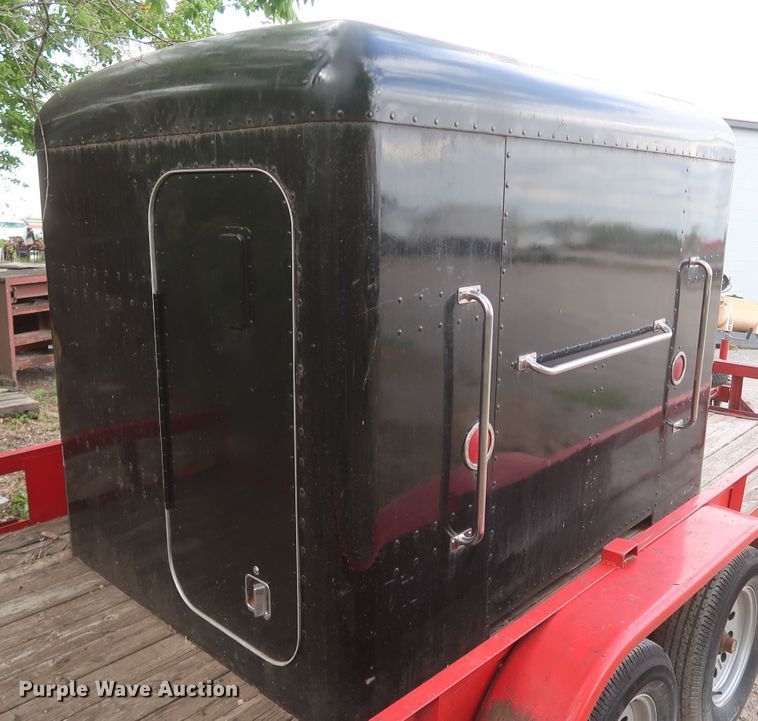 image for item KR9809 Semi truck sleeper