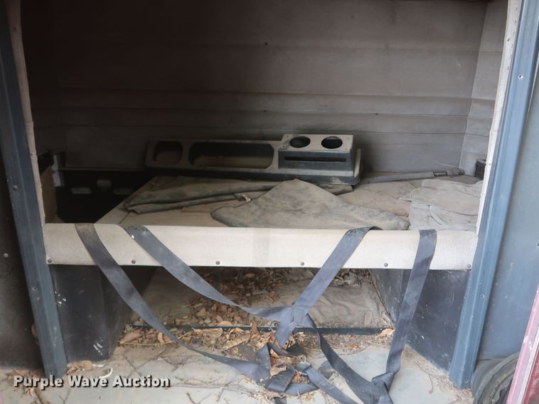 image for item KR9809 Semi truck sleeper