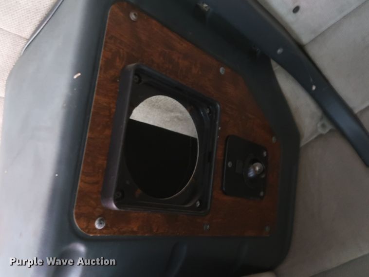 image for item KR9809 Semi truck sleeper