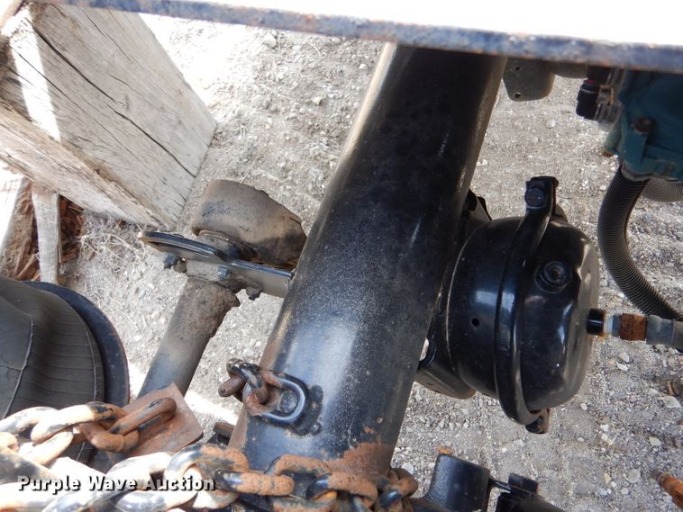 image for item LJ9819 2015 Superior  stinger axle