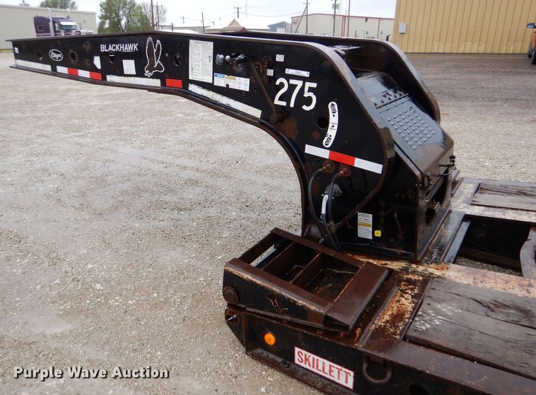 image for item LS9091 2003 Etnyre Blackhawk  lowboy equipment trailer