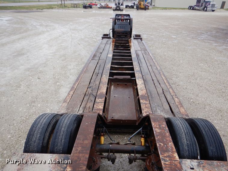 image for item LS9091 2003 Etnyre Blackhawk  lowboy equipment trailer