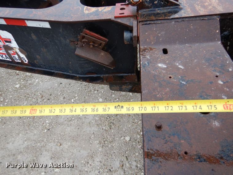 image for item LS9091 2003 Etnyre Blackhawk  lowboy equipment trailer